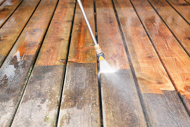 Why Choose Our Certified Pressure Washing Experts for Your Project Needs in Akron, OH?